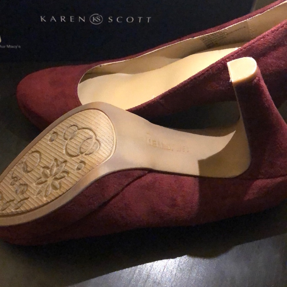 Shoes - Picture 6 of 6